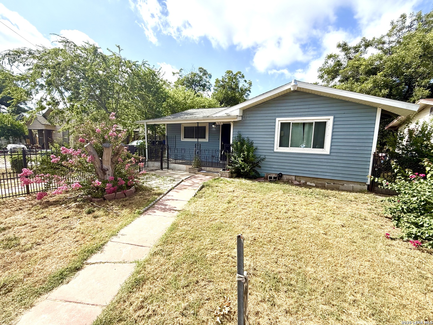 1820 W Southcross Boulevard San Antonio TX 78211