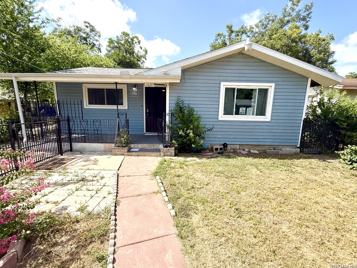 1820 W Southcross Boulevard San Antonio TX 78211