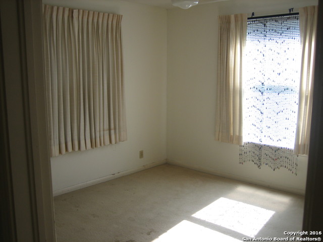 2719 Hiawatha San Antonio TX 78210
