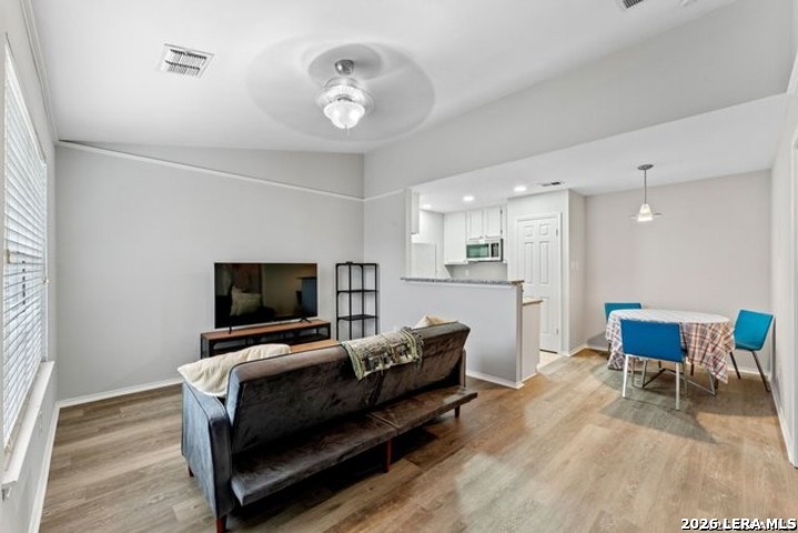 4803 Hamilton Wolfe San Antonio TX 78229