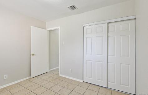 1314 Bitterlake San Antonio TX 78245