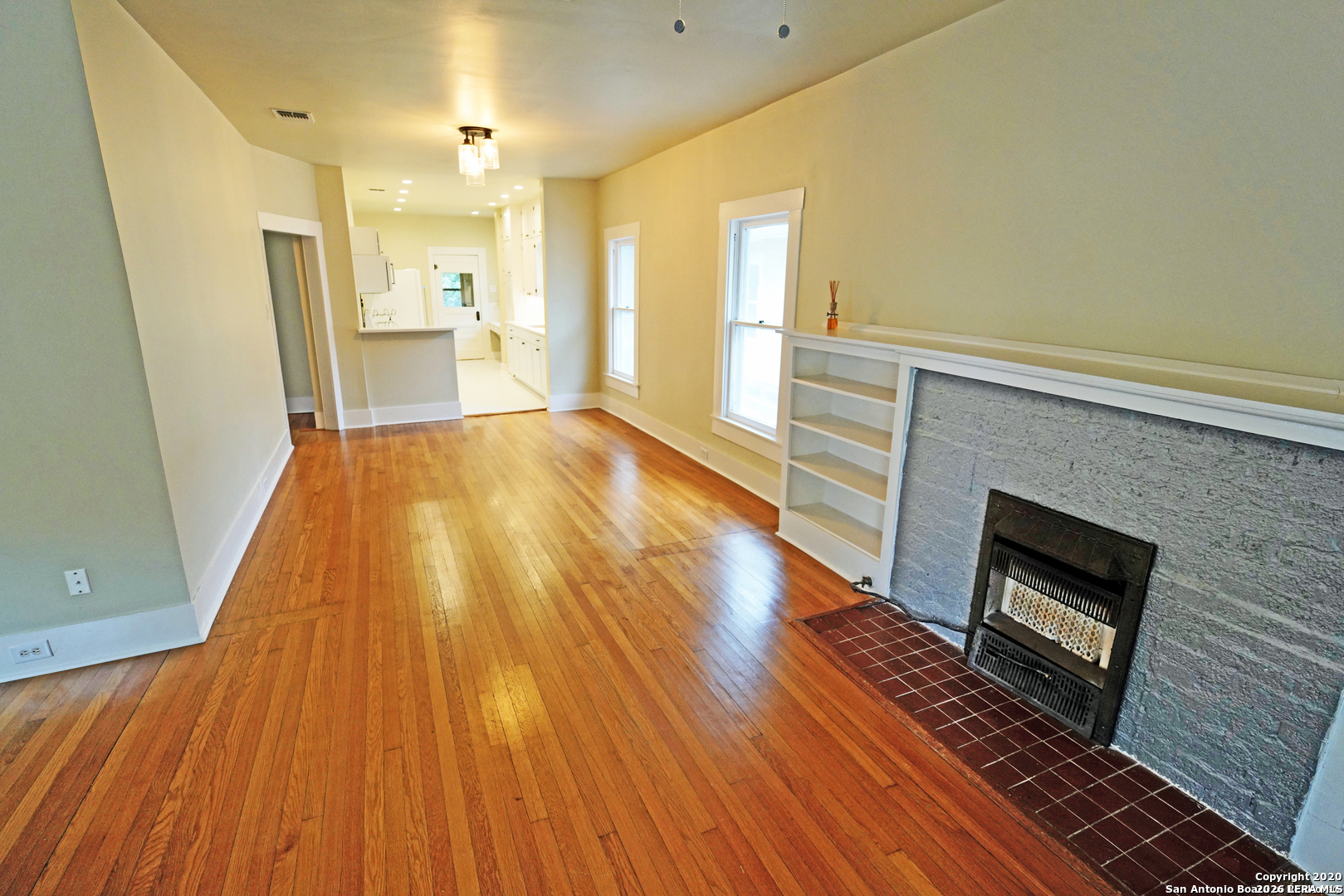 412 E Myrtle Street San Antonio TX 78212