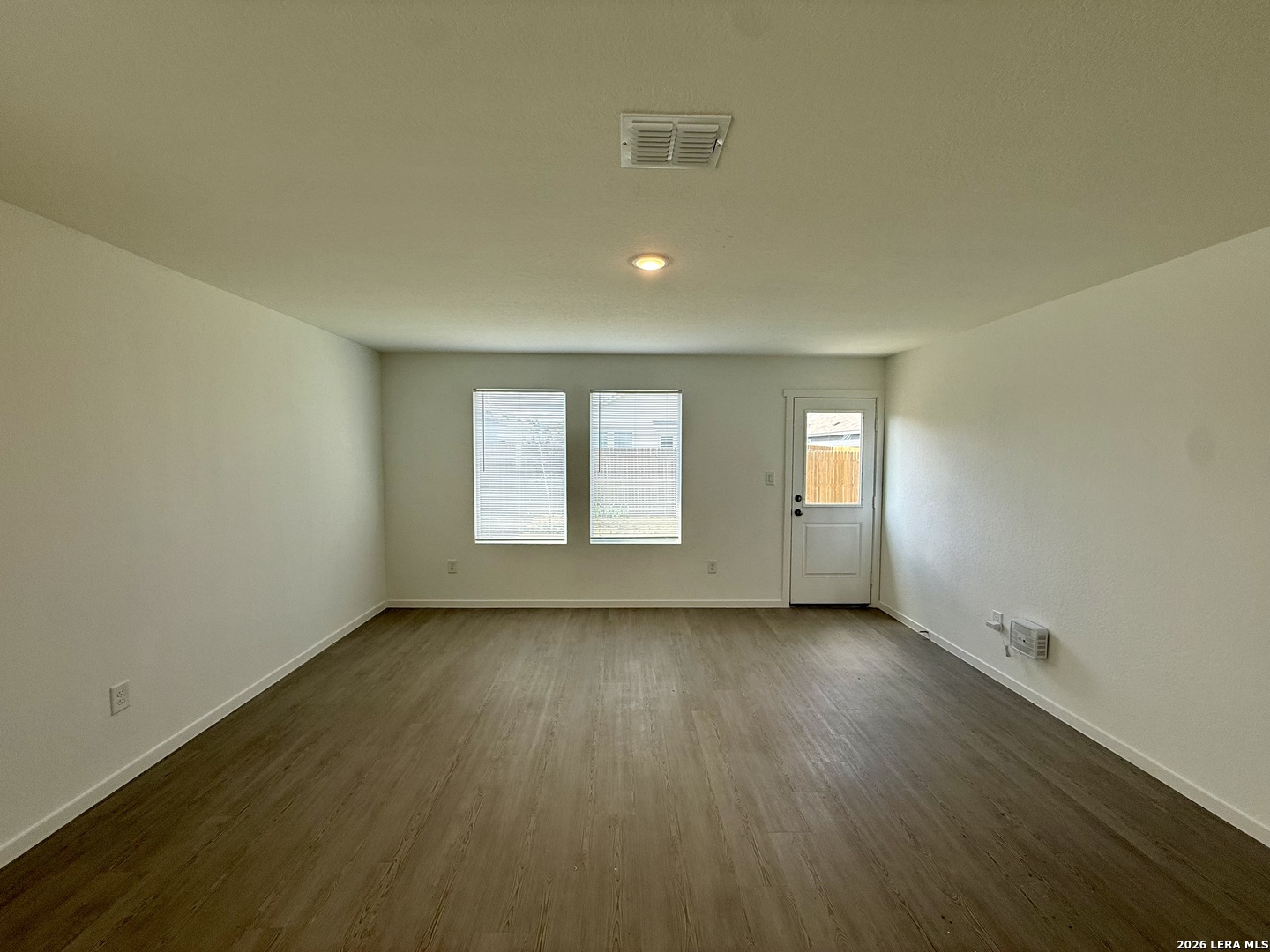 3211 Gilbert Garden Converse TX 78109