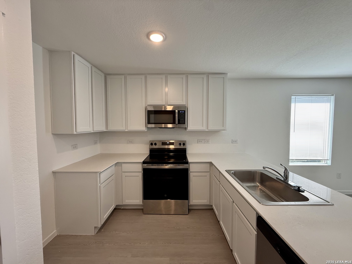 3211 Gilbert Garden Converse TX 78109