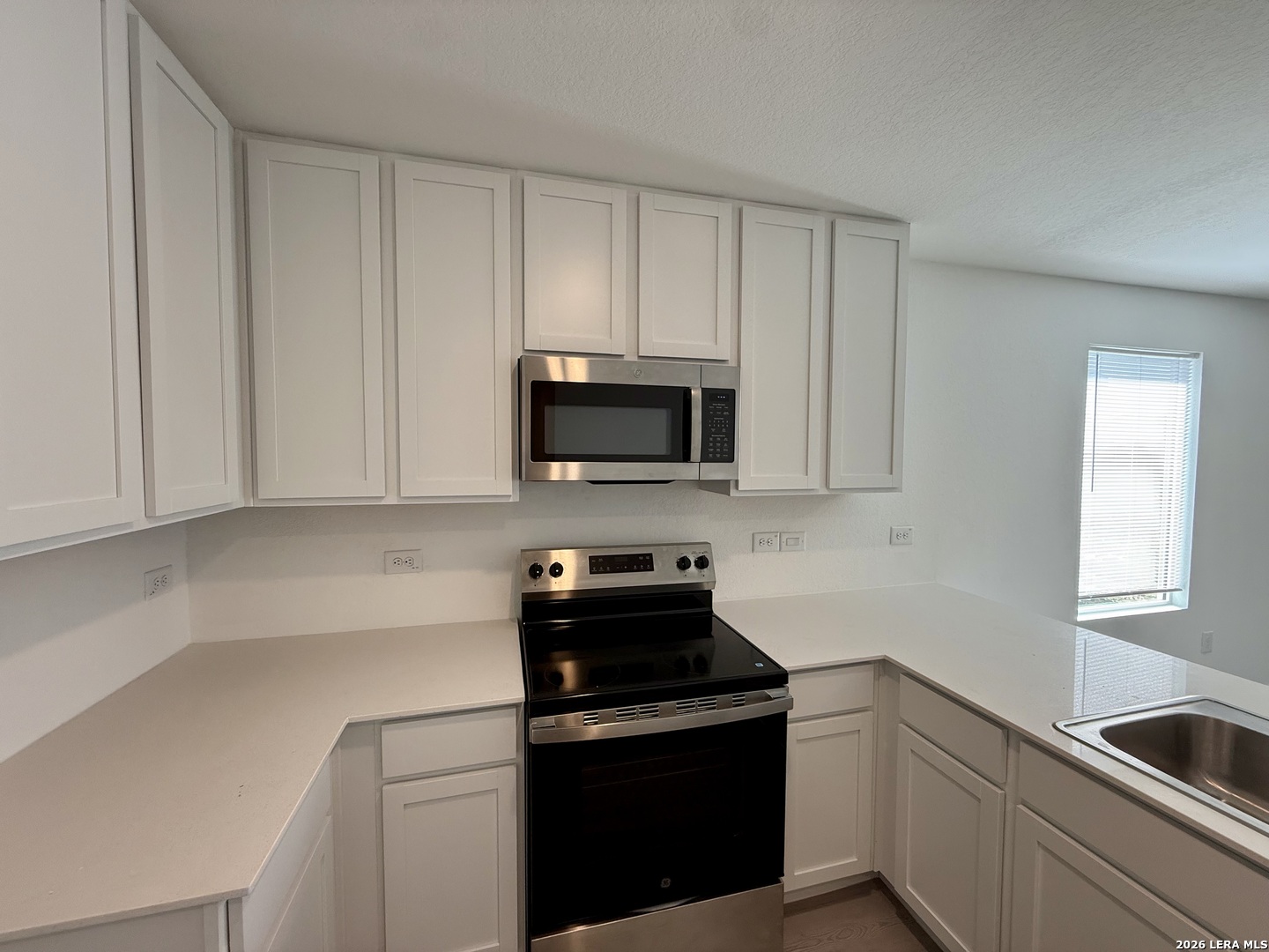 3211 Gilbert Garden Converse TX 78109