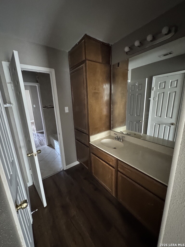 4906 Ali San Antonio TX 78229