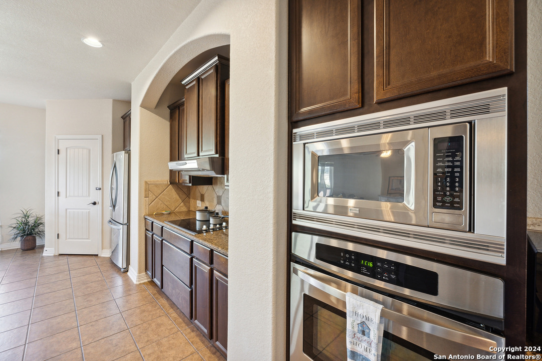 13401 Ronan Live Oak TX 78233