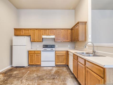 5723 Golf Heights San Antonio TX 78244