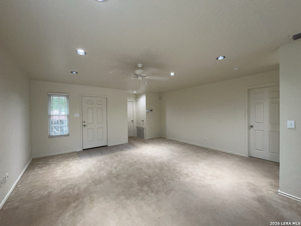 140 Hinge Chase Cibolo TX 78108