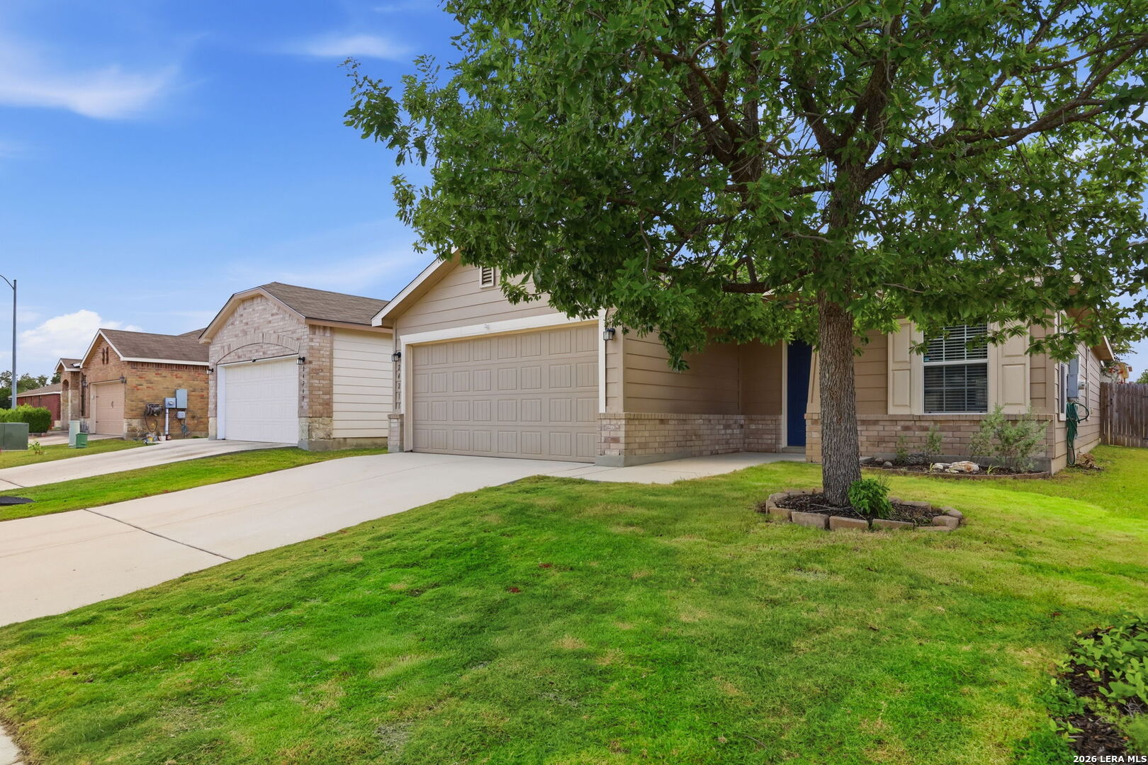 24211 Invitation Oak San Antonio TX 78261