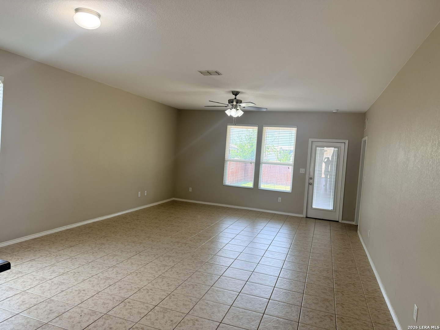 127 Hidden Knoll Schertz TX 78154