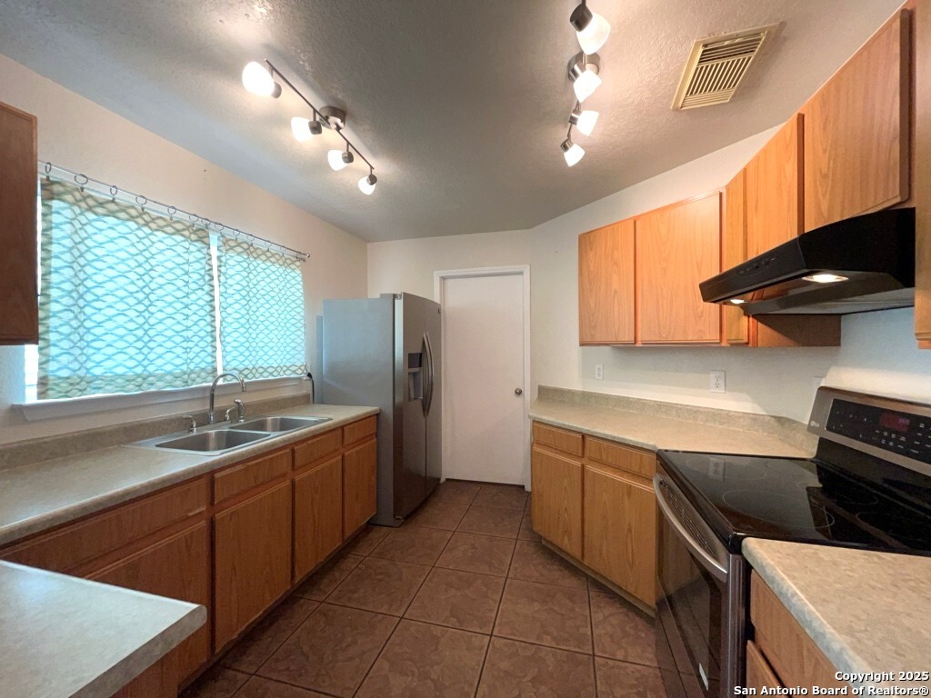 11006 Stagwood Pass San Antonio TX 78254