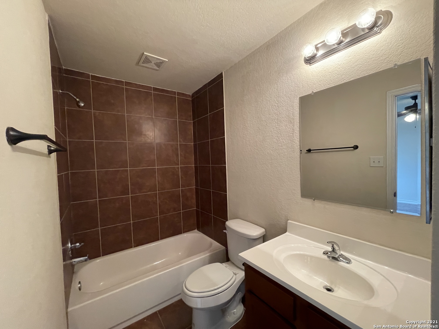 16828 Dancing Ava Selma TX 78154
