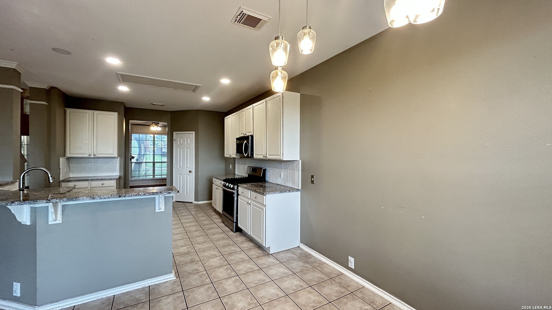 21227 Rio Sabinal San Antonio TX 78259