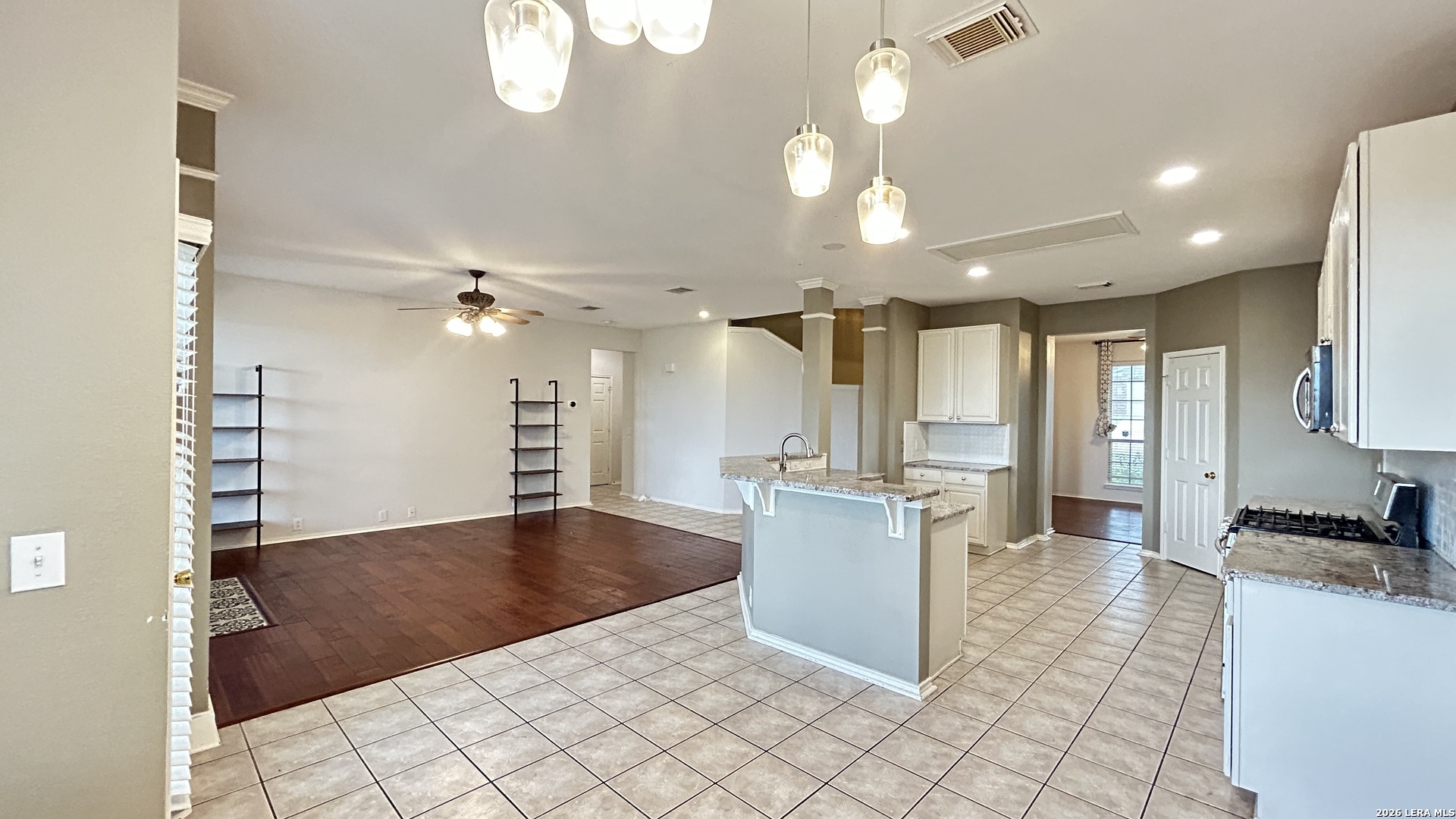21227 Rio Sabinal San Antonio TX 78259