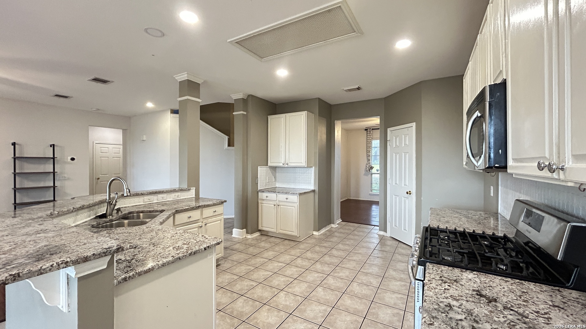 21227 Rio Sabinal San Antonio TX 78259