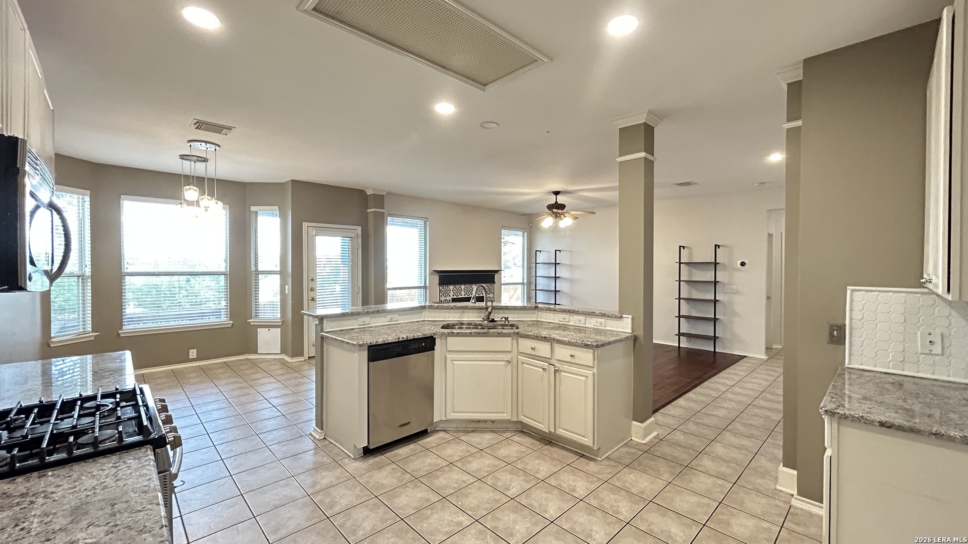 21227 Rio Sabinal San Antonio TX 78259