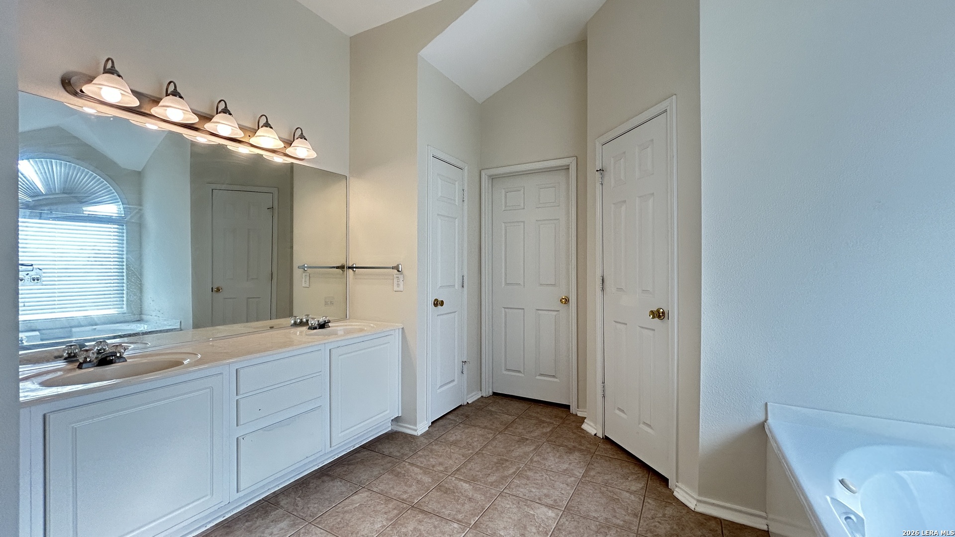 21227 Rio Sabinal San Antonio TX 78259