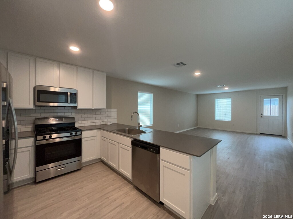 7611 Aston Cross San Antonio TX 78253