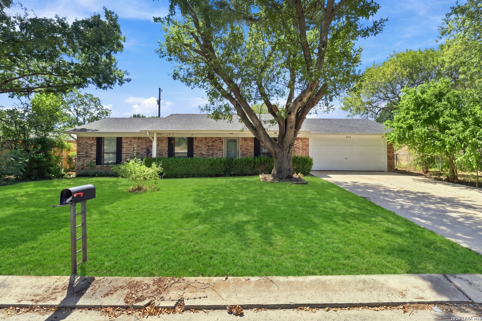 933 Lazy Trail New Braunfels TX 78130