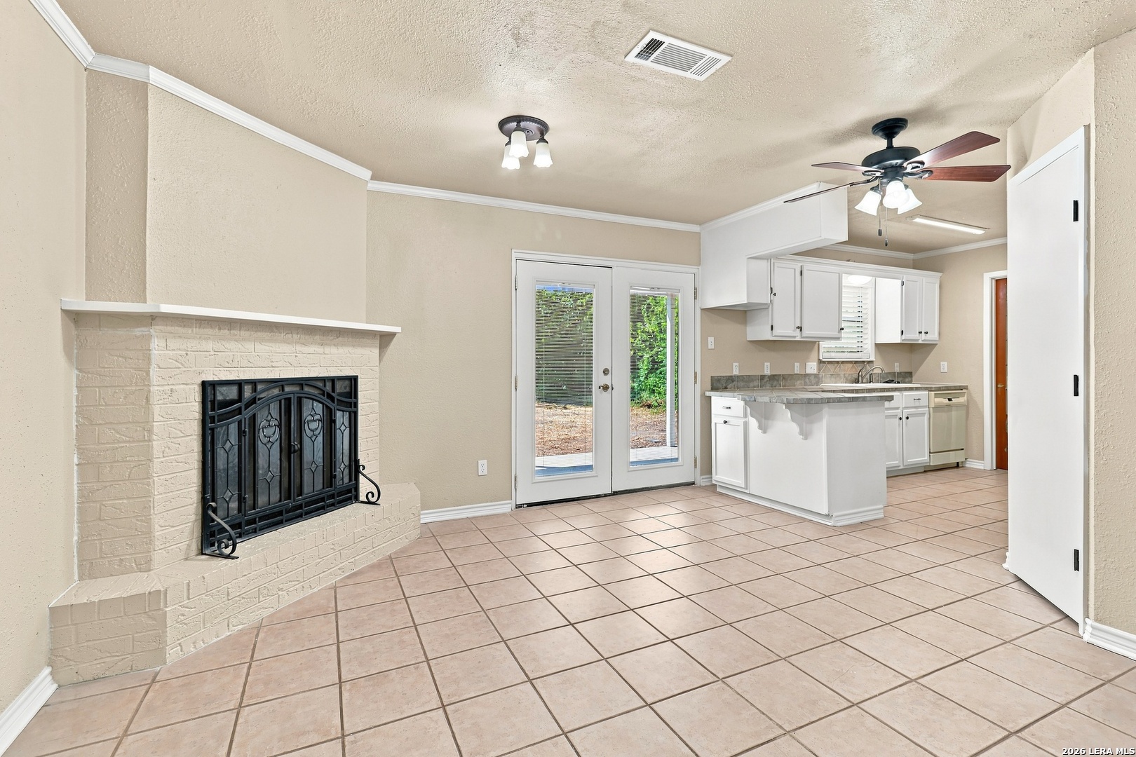 933 Lazy Trail New Braunfels TX 78130