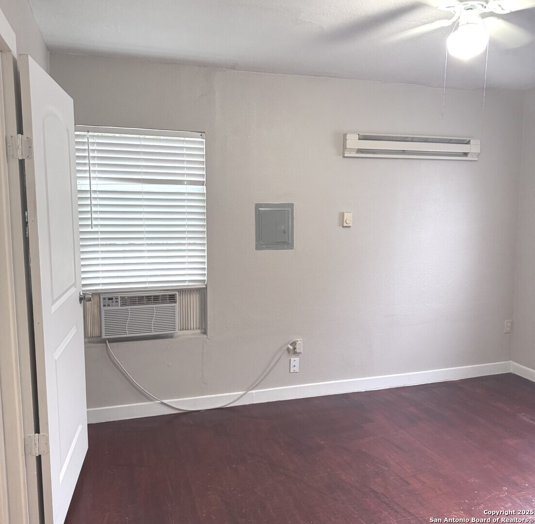 207 Bradford San Antonio TX 78228