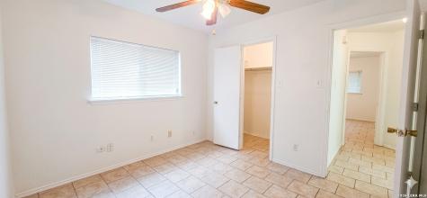5715 Lovett Oaks San Antonio TX 78218