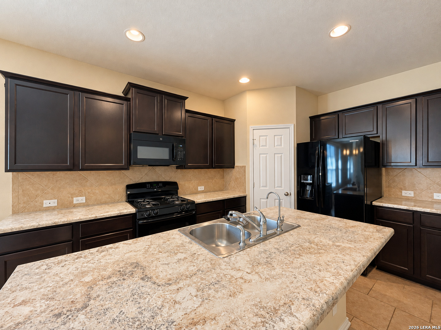 130 Golden Wren San Antonio TX 78253