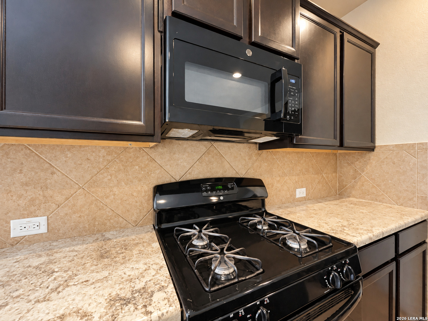 130 Golden Wren San Antonio TX 78253