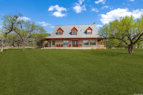 360 Private Road 4619 Castroville TX 78009