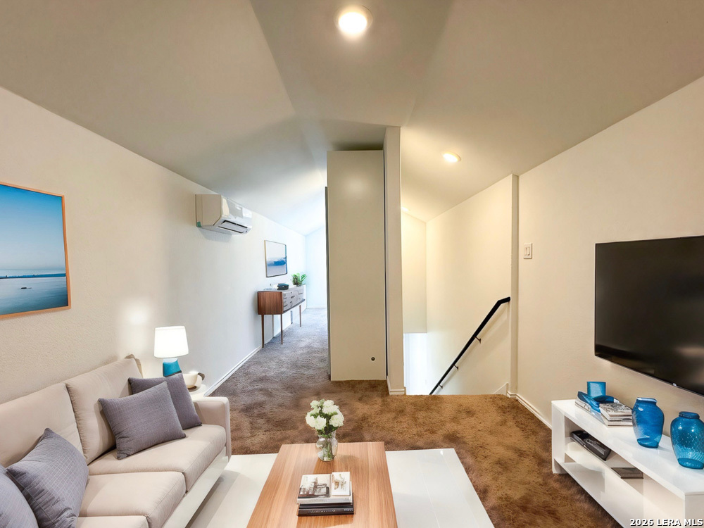 7021 Elm Cove San Antonio TX 78244