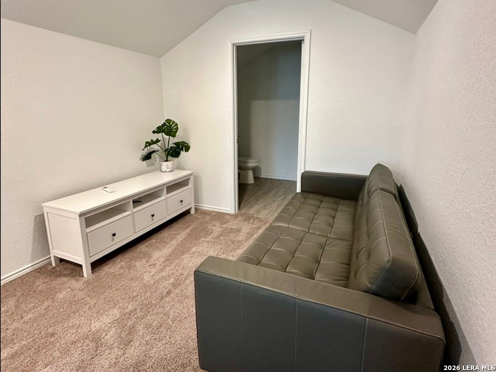 7021 Elm Cove San Antonio TX 78244