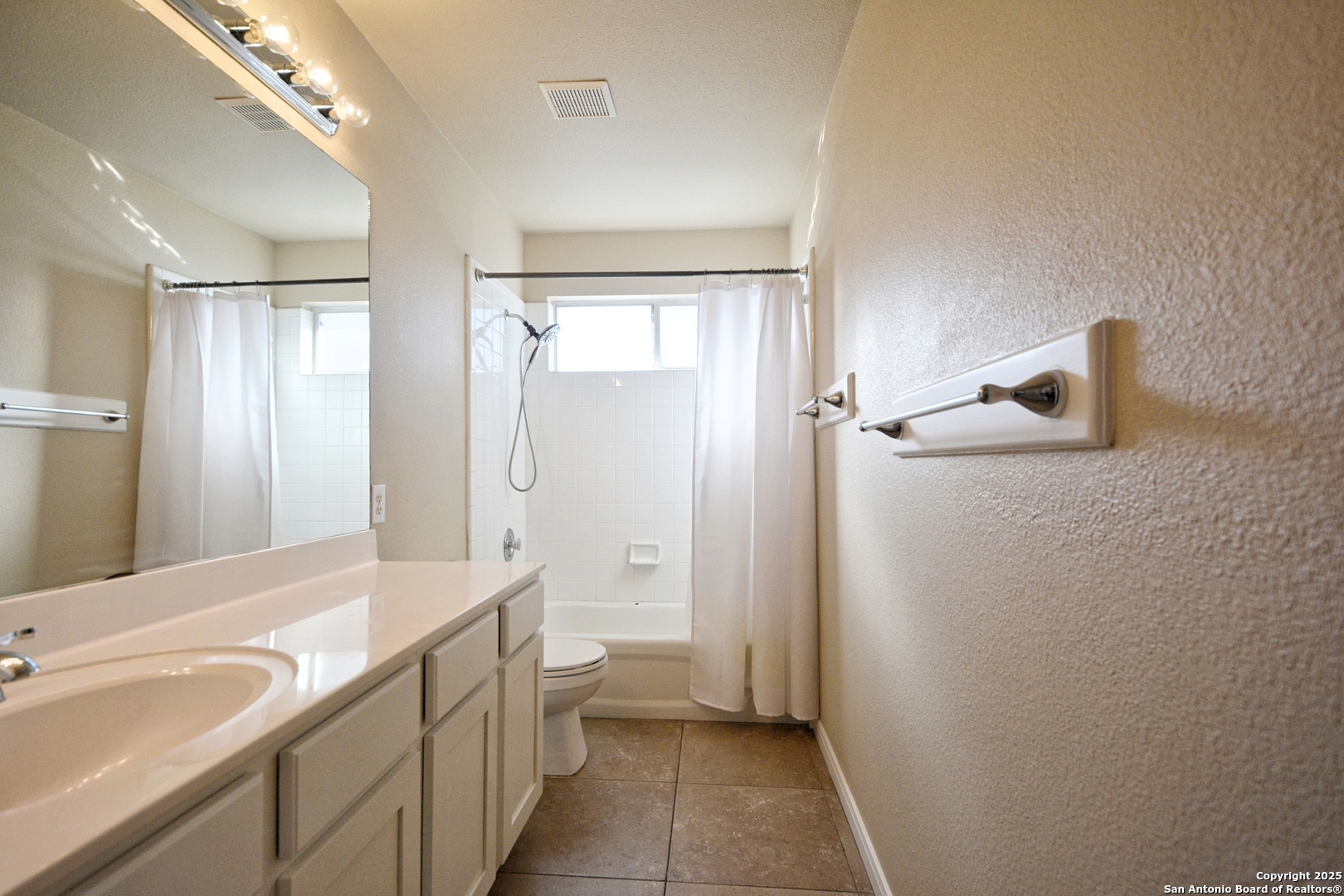 2119 Hidden Meadow New Braunfels TX 78130