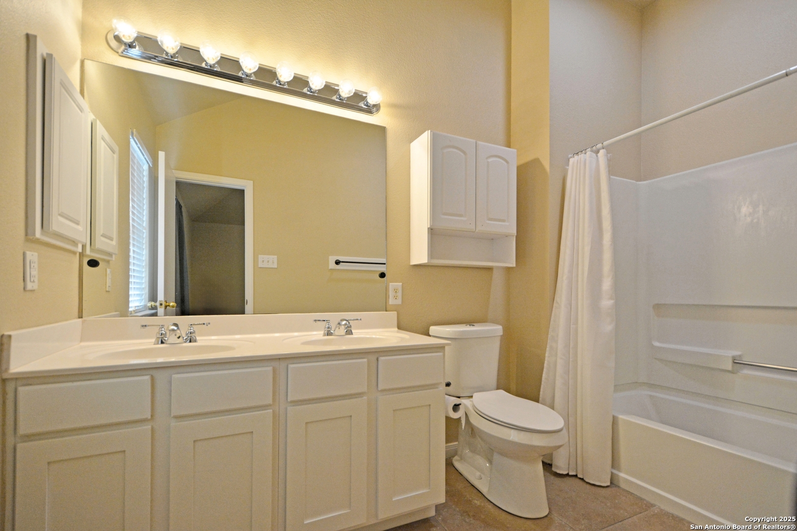 2119 Hidden Meadow New Braunfels TX 78130