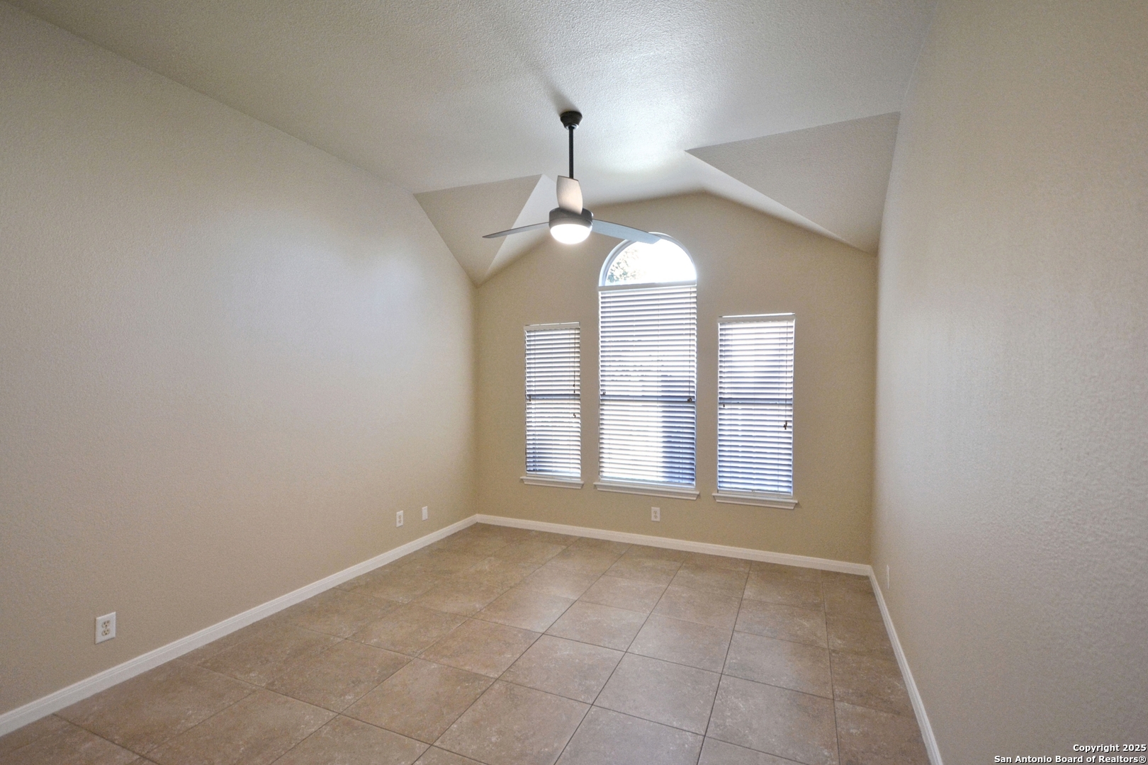 2119 Hidden Meadow New Braunfels TX 78130