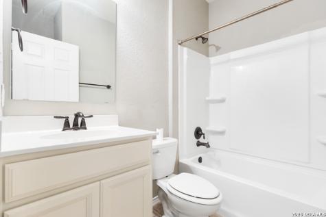 1443 Kedros San Antonio TX 78245