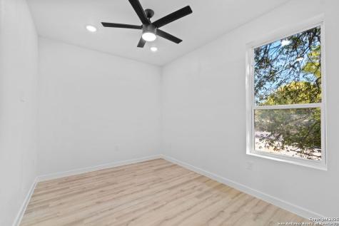 106 Bank Street San Antonio TX 78204