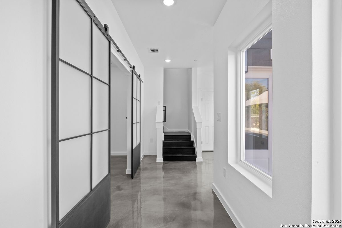 106 Bank Street San Antonio TX 78204