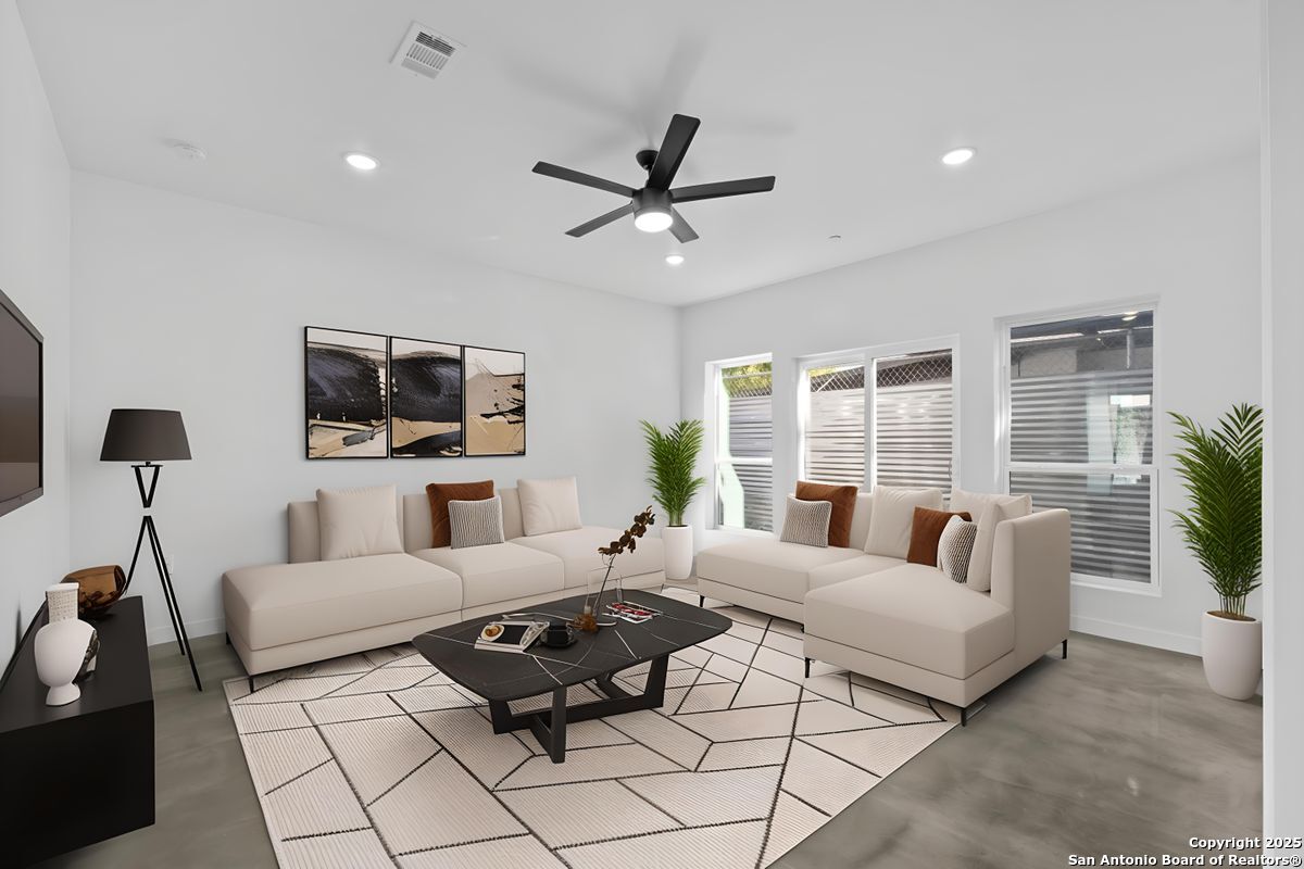106 Bank Street San Antonio TX 78204