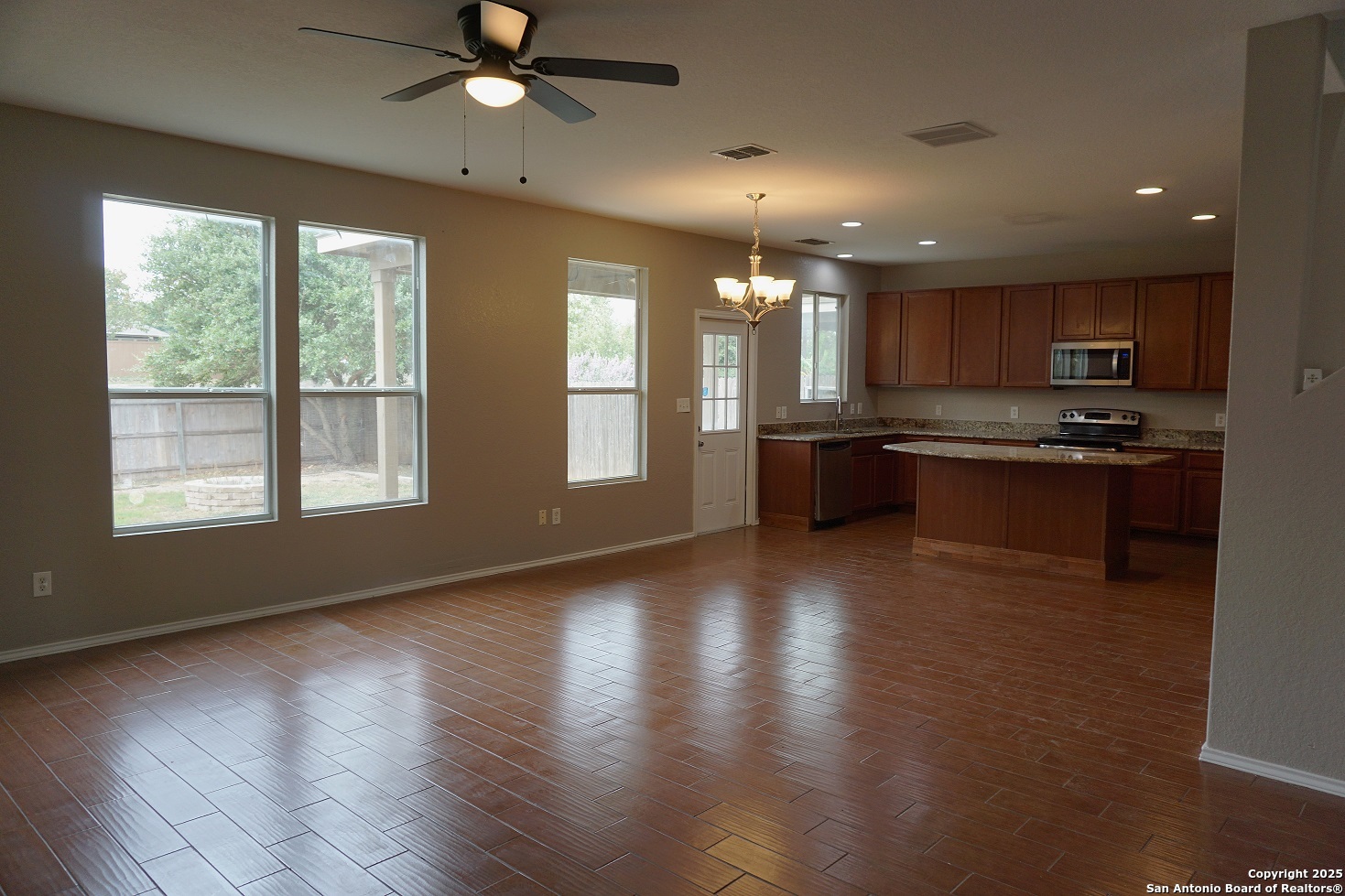 27327 Lasso Bend San Antonio TX 78260