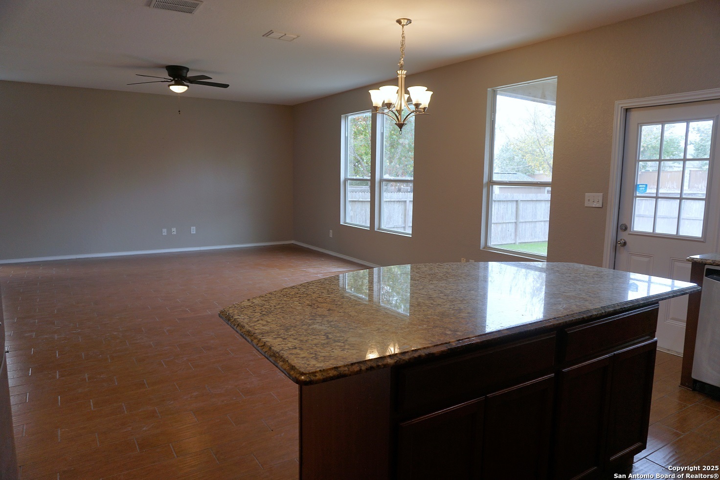 27327 Lasso Bend San Antonio TX 78260