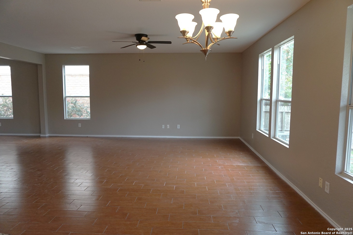 27327 Lasso Bend San Antonio TX 78260