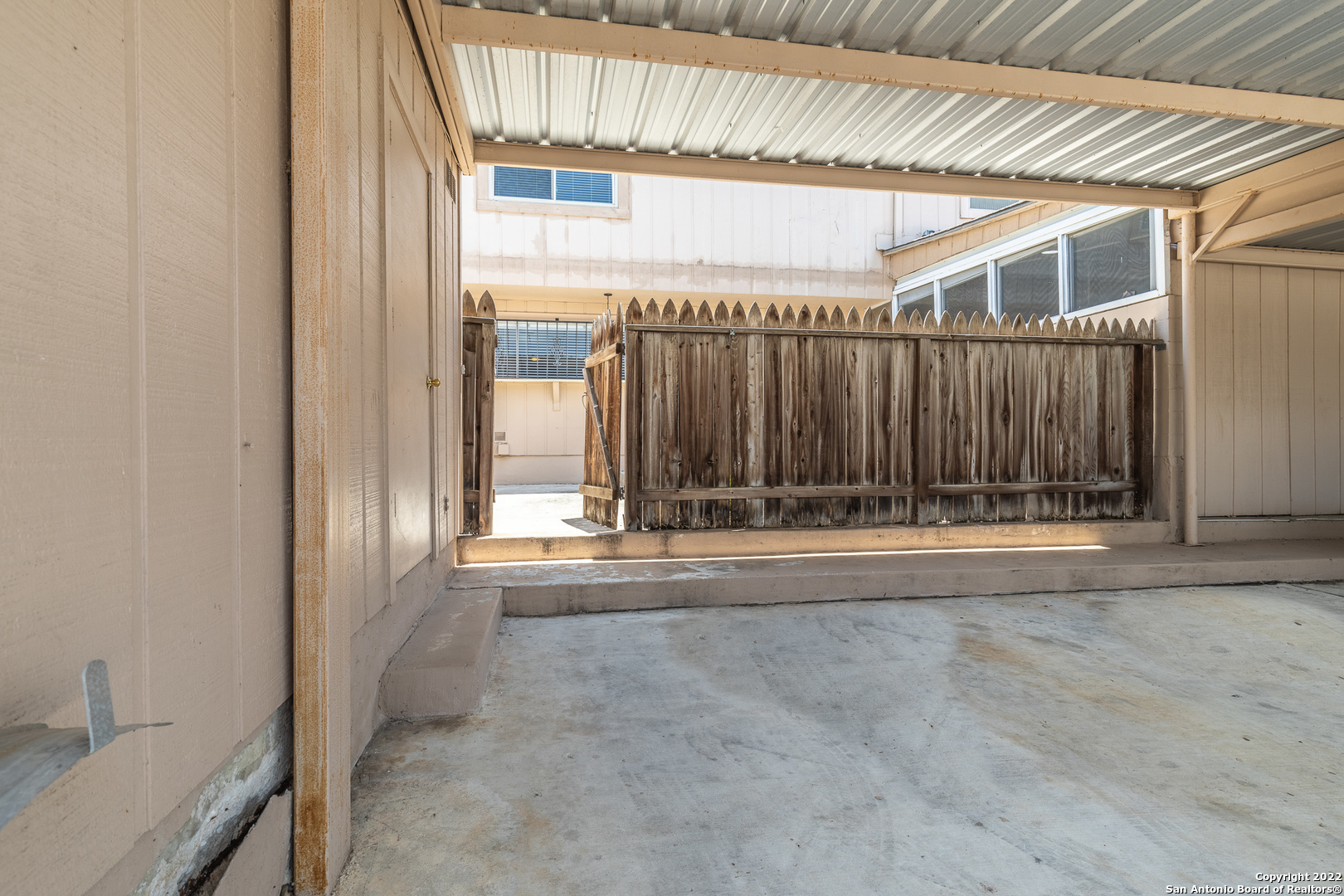 6746 Crown Ridge San Antonio TX 78239