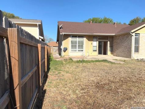 7114 E Elm Trail San Antonio TX 78244