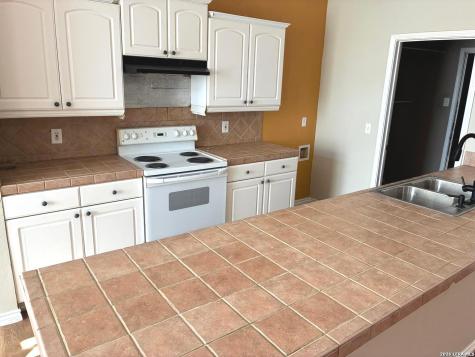 7114 E Elm Trail San Antonio TX 78244