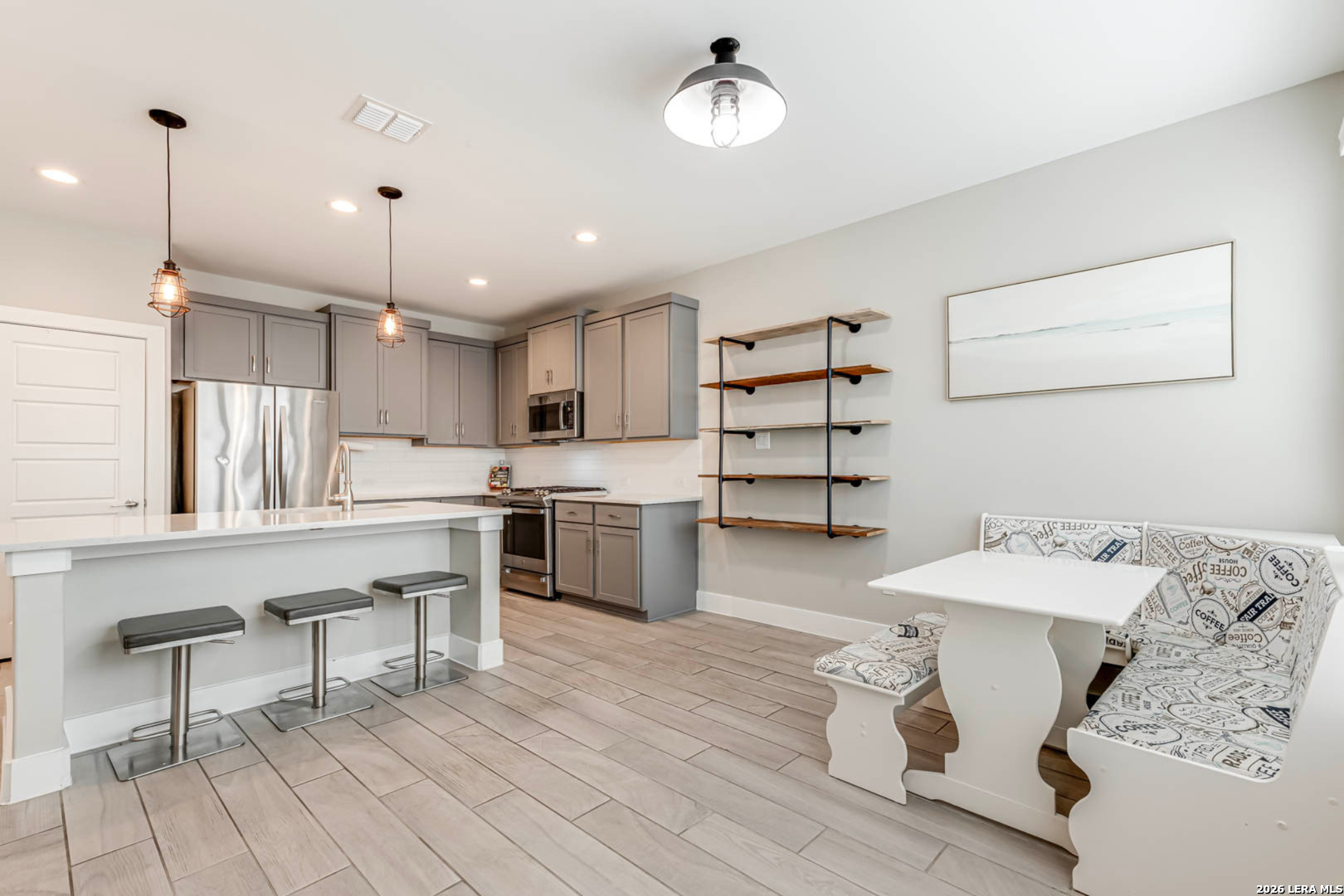 1426 E Sandalwood San Antonio TX 78209