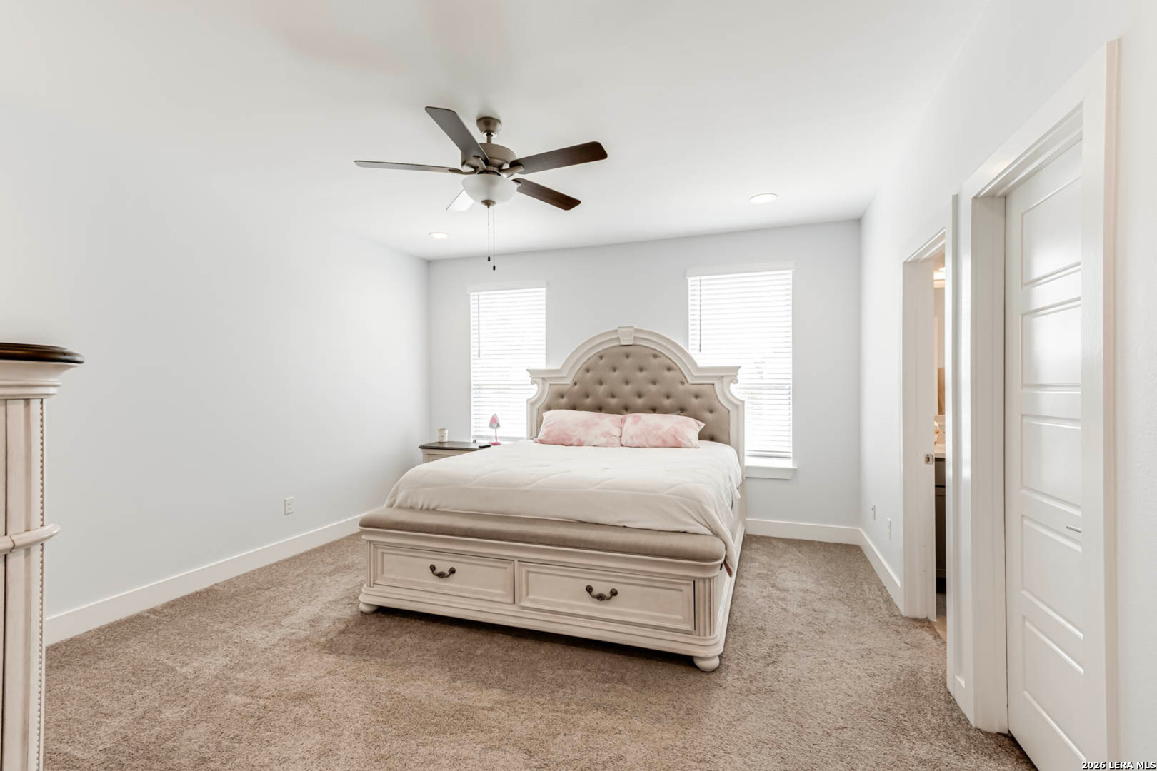 1426 E Sandalwood San Antonio TX 78209