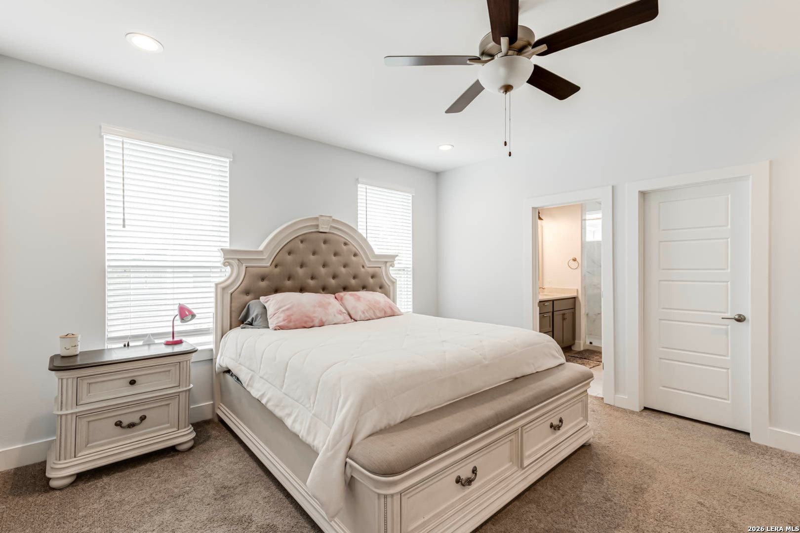 1426 E Sandalwood San Antonio TX 78209
