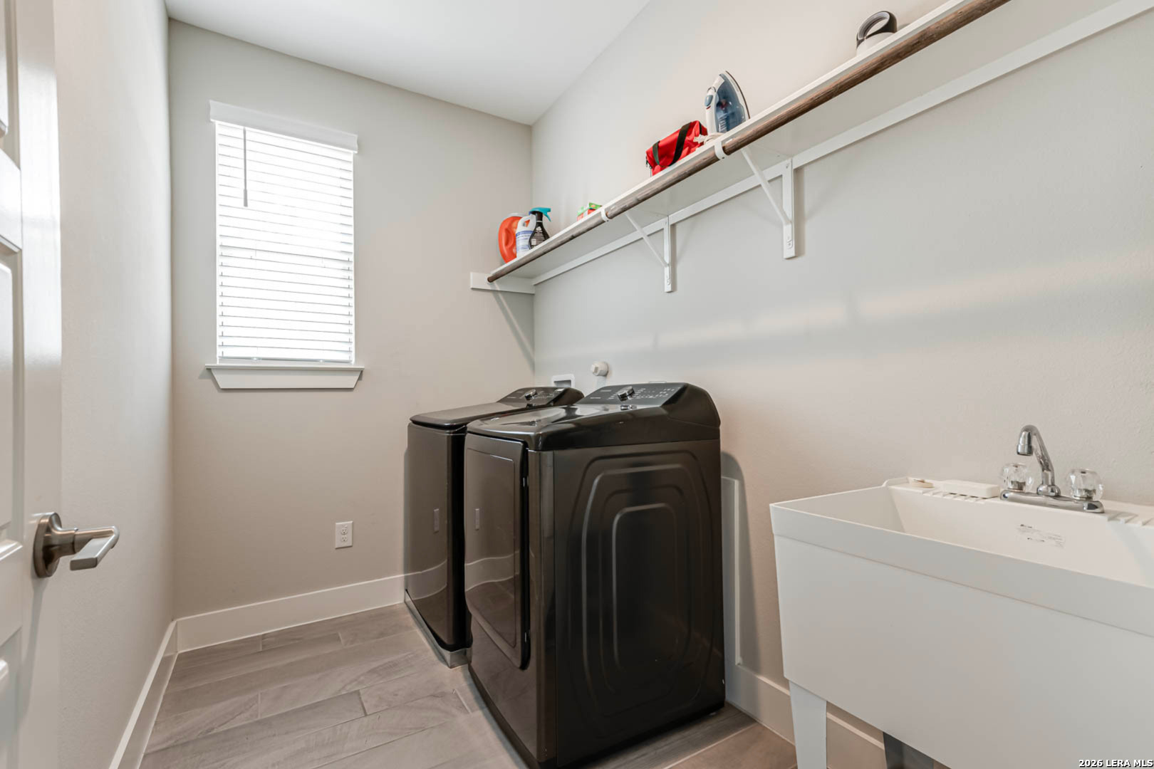 1426 E Sandalwood San Antonio TX 78209