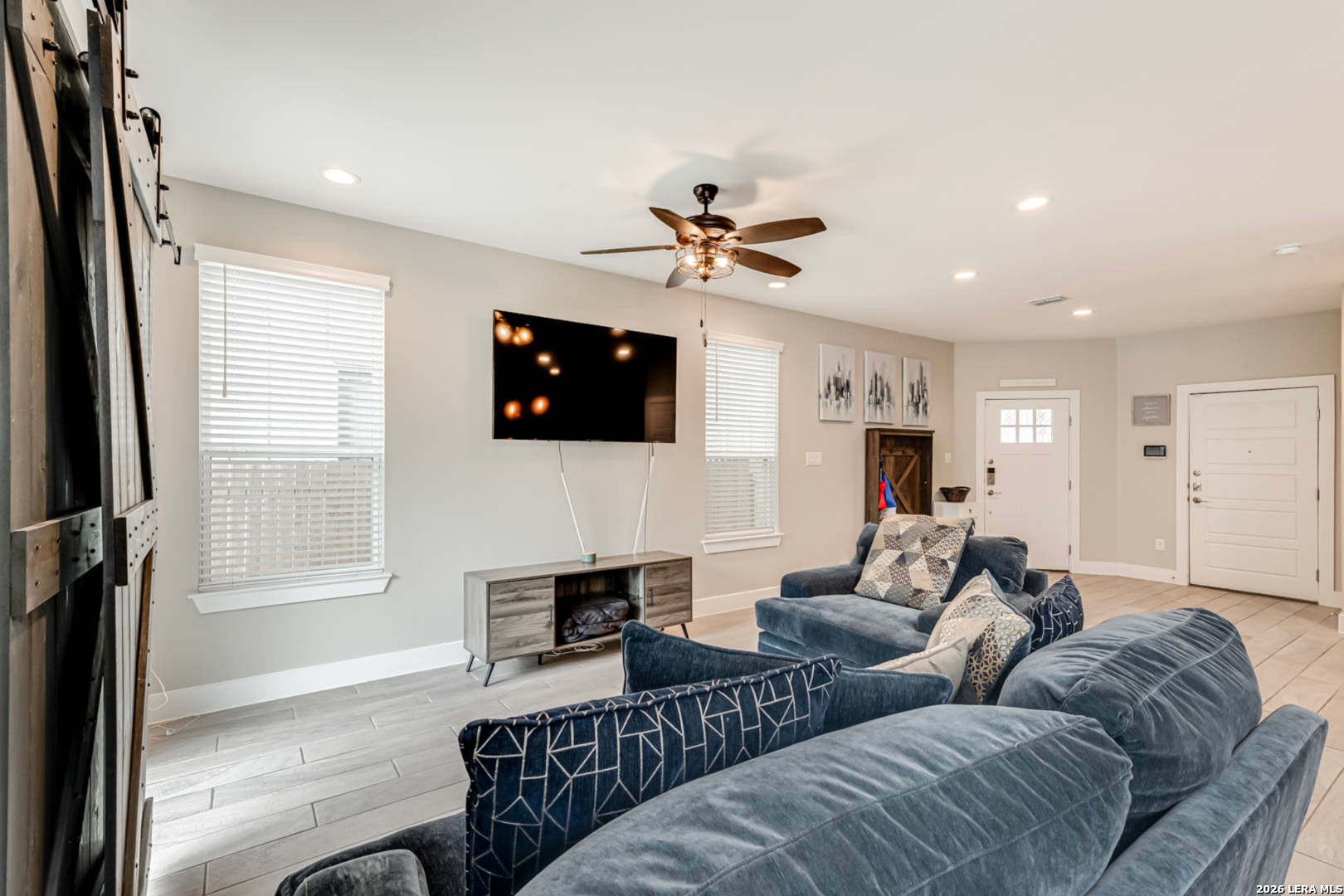 1426 E Sandalwood San Antonio TX 78209